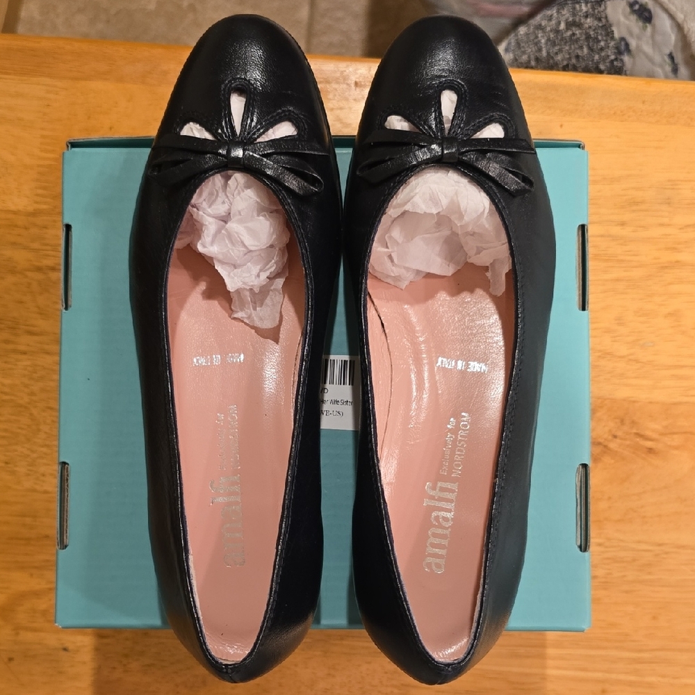 Amalfi Black Ballet Flats with Bow Detail